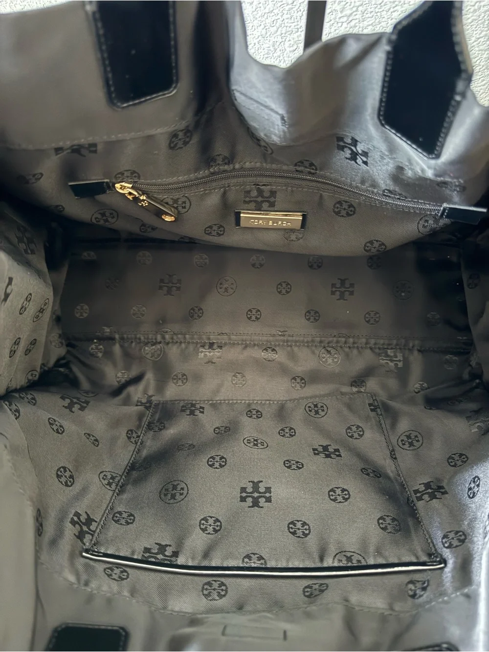 Tory Burch Ella Black Nylon Patent Logo Large Tote Shoulder Bag